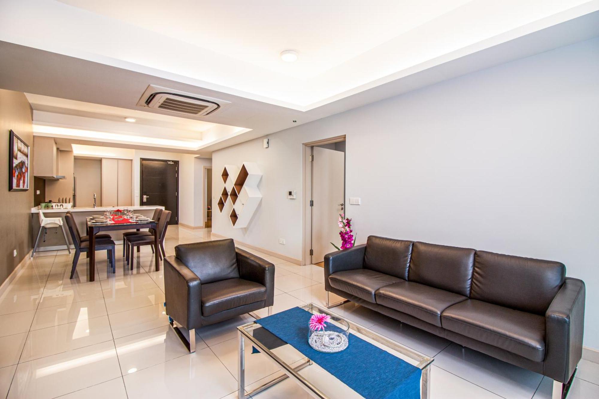 Suasana Bukit Ceylon By Plush Kuala Lumpur Exterior photo